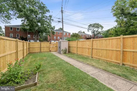 921 E Lake Ave, Baltimore, MD 21212 photo 17