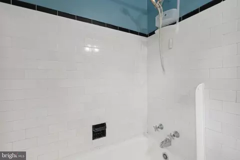 921 E Lake Ave, Baltimore, MD 21212 photo 28