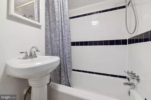 921 E Lake Ave, Baltimore, MD 21212 photo 32