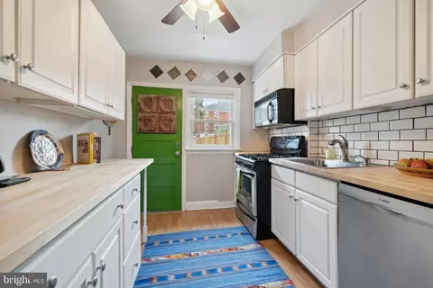 921 E Lake Ave, Baltimore, MD 21212 photo 13