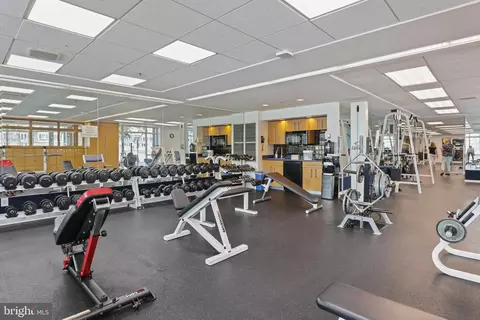 100 Harborview Dr #607, Baltimore, MD 21230 photo 36