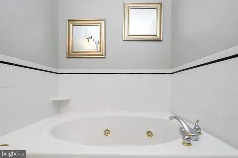 1831 E Lombard St, Baltimore, MD 21231 photo 41