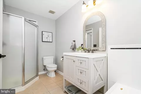 1831 E Lombard St, Baltimore, MD 21231 photo 39
