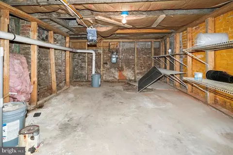 1831 E Lombard St, Baltimore, MD 21231 photo 48