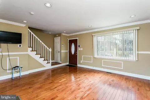 1310 Crofton Rd, Baltimore, MD 21239 photo 2