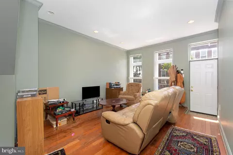 422 E Lorraine Ave, Baltimore, MD 21218 photo 4