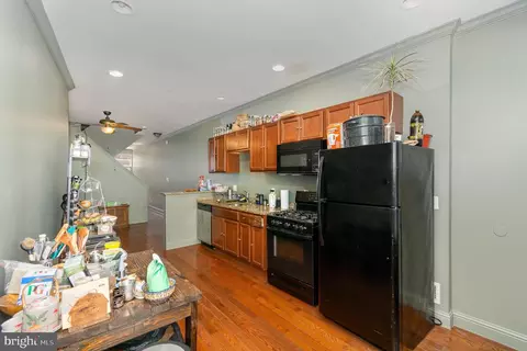 422 E Lorraine Ave, Baltimore, MD 21218 photo 7