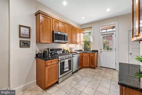 333 E 30th St, Baltimore, MD 21218 photo 18