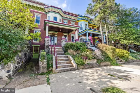 333 E 30th St, Baltimore, MD 21218 photo 2
