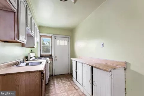 4922 Edgemere Ave, Baltimore, MD 21215 photo 11