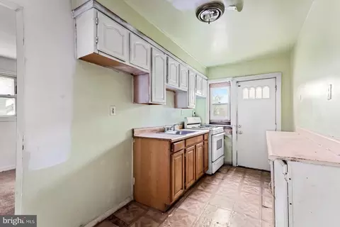 4922 Edgemere Ave, Baltimore, MD 21215 photo 10