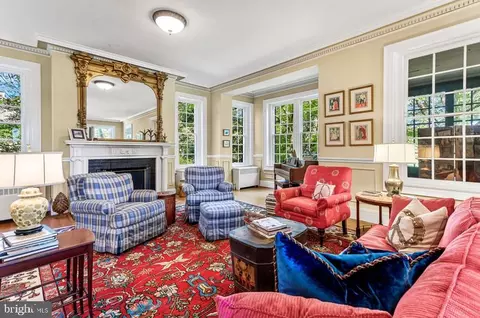 300 Somerset Rd, Baltimore, MD 21210 photo 11