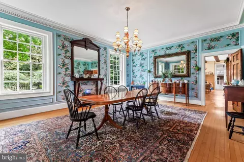 300 Somerset Rd, Baltimore, MD 21210 photo 13