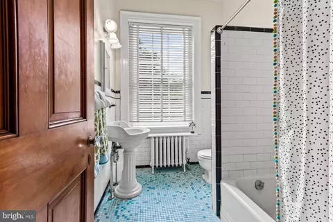 300 Somerset Rd, Baltimore, MD 21210 photo 37
