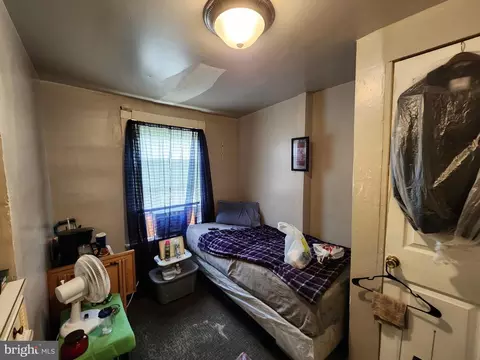 919 Appleton St, Baltimore, MD 21217 photo 6
