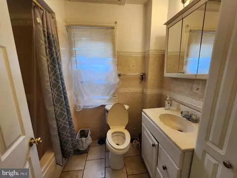 919 Appleton St, Baltimore, MD 21217 photo 7