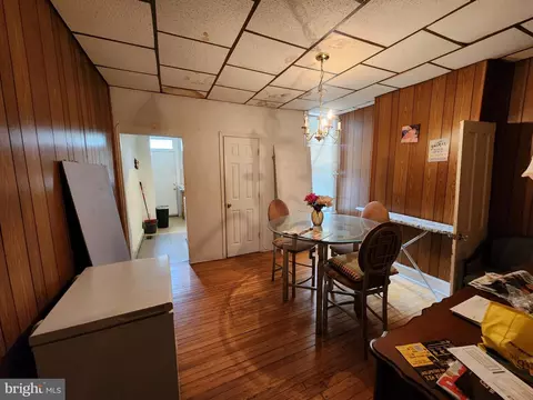 919 Appleton St, Baltimore, MD 21217 photo 2