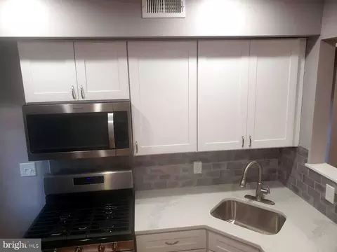 4220 Evans Chapel Rd, Baltimore, MD 21211 photo 12