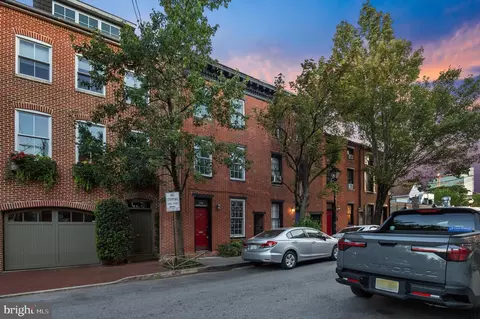 1709 Lancaster St, Baltimore, MD 21231 photo 2