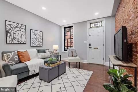 1709 Lancaster St, Baltimore, MD 21231 photo 5