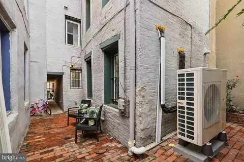1709 Lancaster St, Baltimore, MD 21231 photo 33