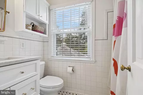 111 Bellemore Rd, Baltimore, MD 21210 photo 36
