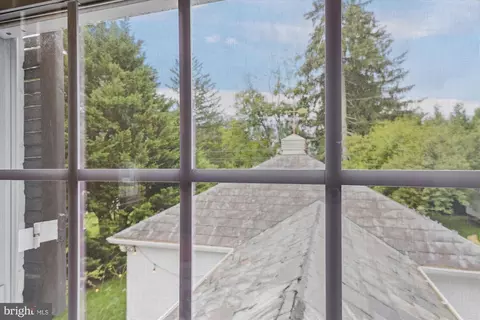 111 Bellemore Rd, Baltimore, MD 21210 photo 40