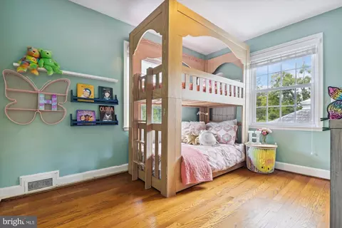111 Bellemore Rd, Baltimore, MD 21210 photo 32