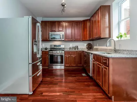 423 Scott St, Baltimore, MD 21230 photo 2
