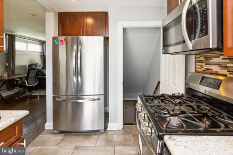 6513 Hilltop Ave, Baltimore, MD 21206 photo 9