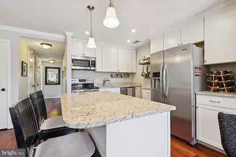 419 South Sharp Street #R 12, Baltimore, MD 21201 photo 2