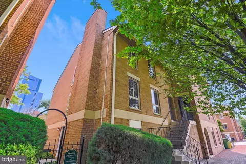 419 South Sharp Street #R 12, Baltimore, MD 21201