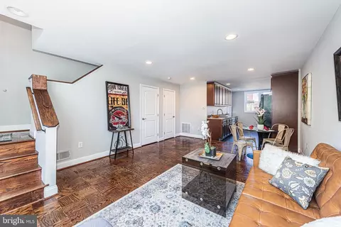 4806 Midline Rd, Baltimore, MD 21206 photo 2