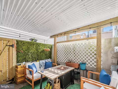 2421 Fleet St, Baltimore, MD 21224 photo 15