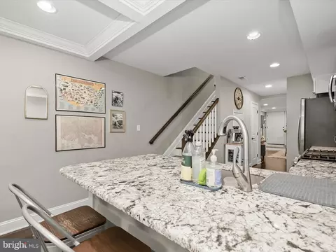 2421 Fleet St, Baltimore, MD 21224 photo 11