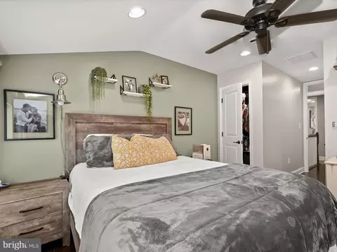 2421 Fleet St, Baltimore, MD 21224 photo 20