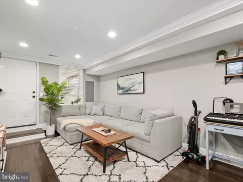 2421 Fleet St, Baltimore, MD 21224 photo 5