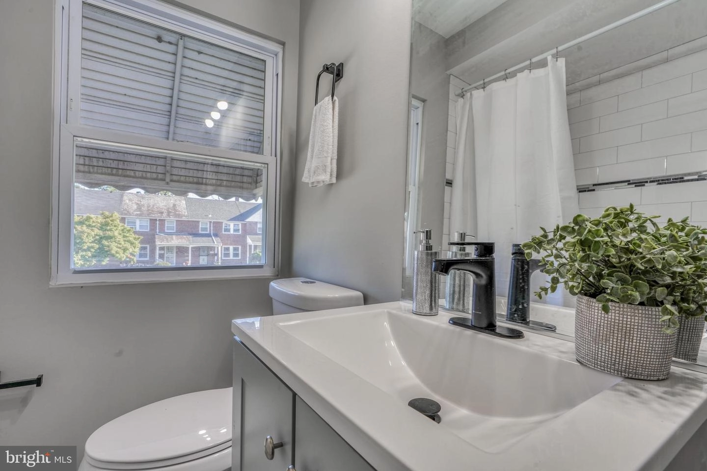 1300 Crofton Rd, Baltimore, MD 21239 photo 33