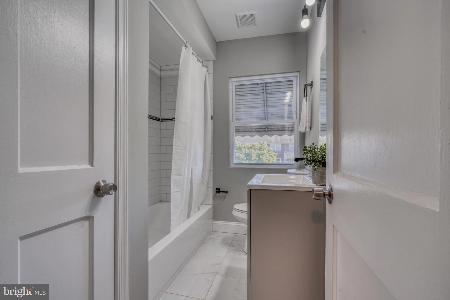 1300 Crofton Rd, Baltimore, MD 21239 photo 31