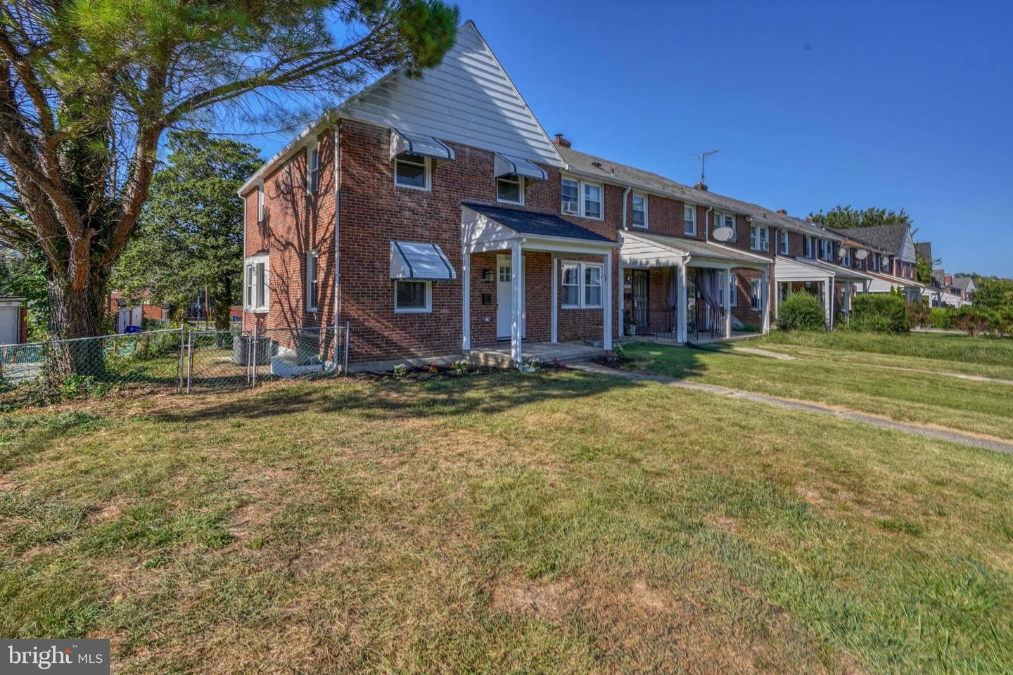1300 Crofton Rd, Baltimore, MD 21239 photo 4