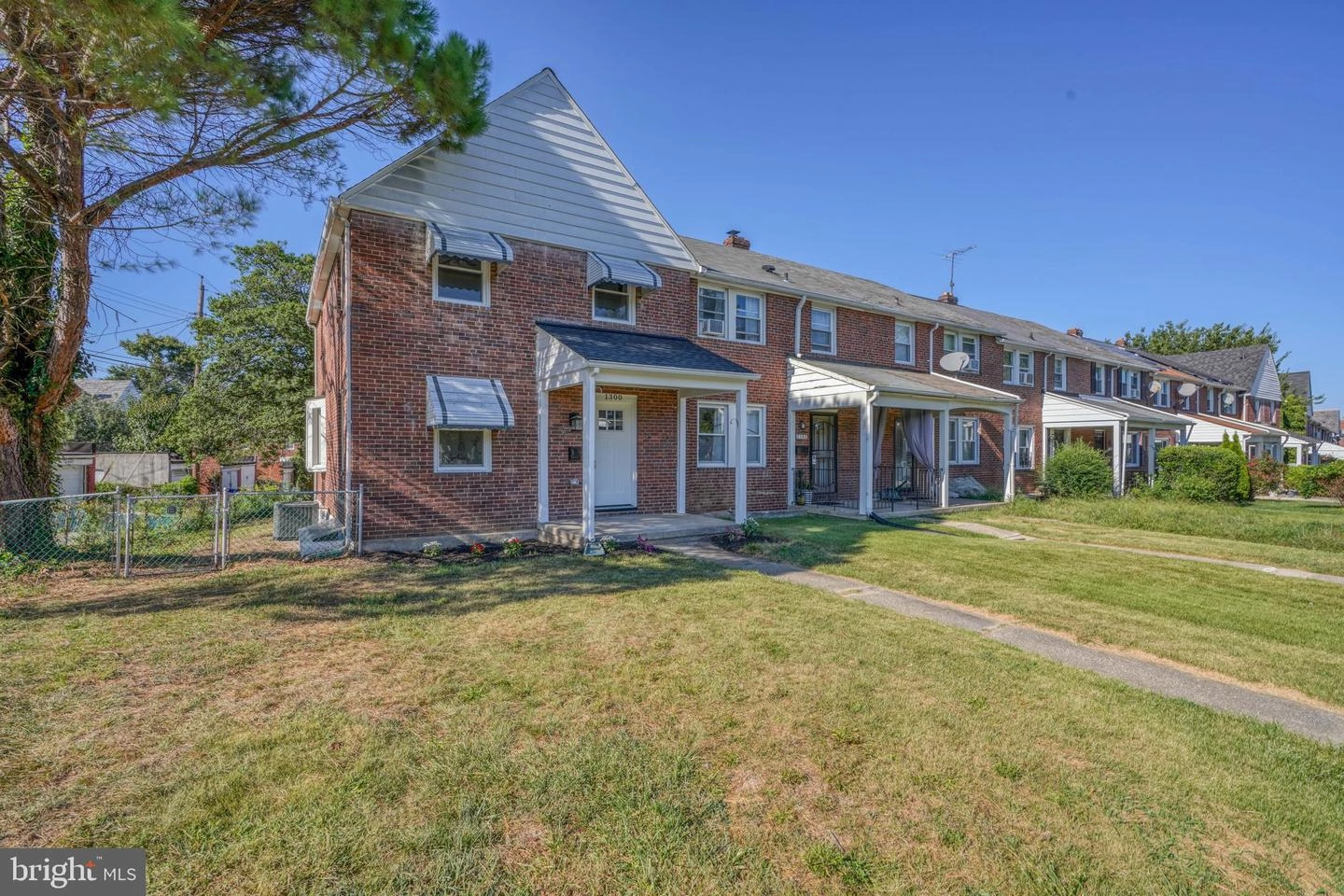1300 Crofton Rd, Baltimore, MD 21239 photo 3