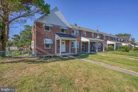 1300 Crofton Rd, Baltimore, MD 21239 photo 3