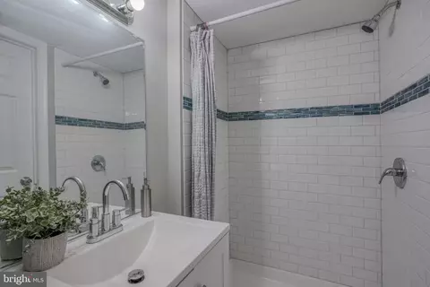 1300 Crofton Rd, Baltimore, MD 21239 photo 41
