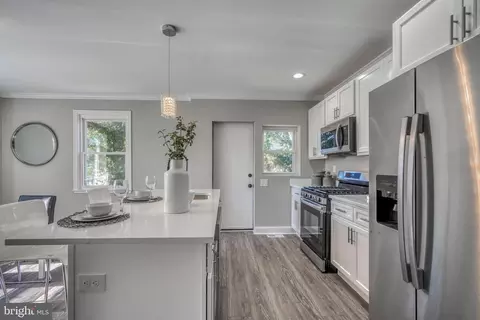 1300 Crofton Rd, Baltimore, MD 21239 photo 18