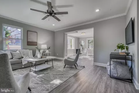 1300 Crofton Rd, Baltimore, MD 21239 photo 5