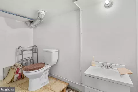 2814 Pelham Ave, Baltimore, MD 21213 photo 30