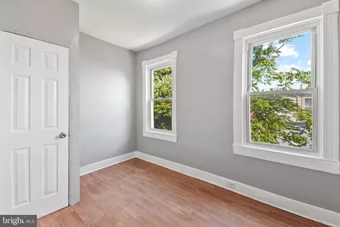 1529 E 28th St, Baltimore, MD 21218