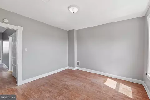 1529 E 28th St, Baltimore, MD 21218 photo 6