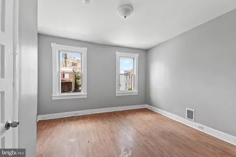 1529 E 28th St, Baltimore, MD 21218 photo 8