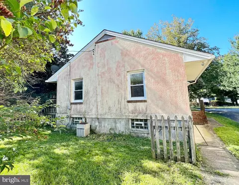 3200 Gibbons Ave, Baltimore, MD 21214 photo 3